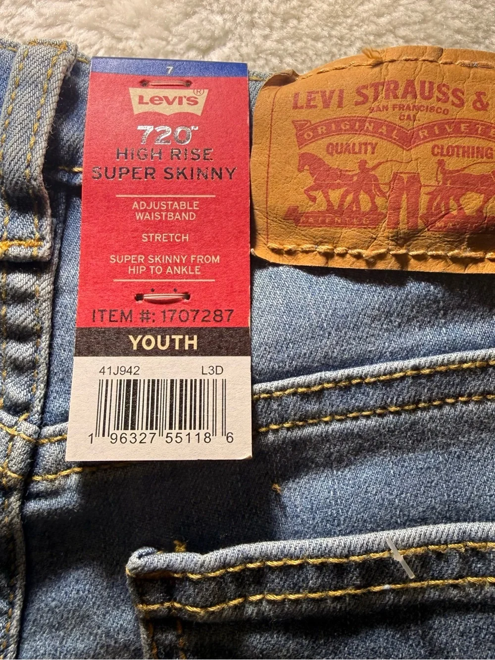 Levis 720 Jeans Girls High Rise Super Skinny Stretch Adjustable band size 7- NEW